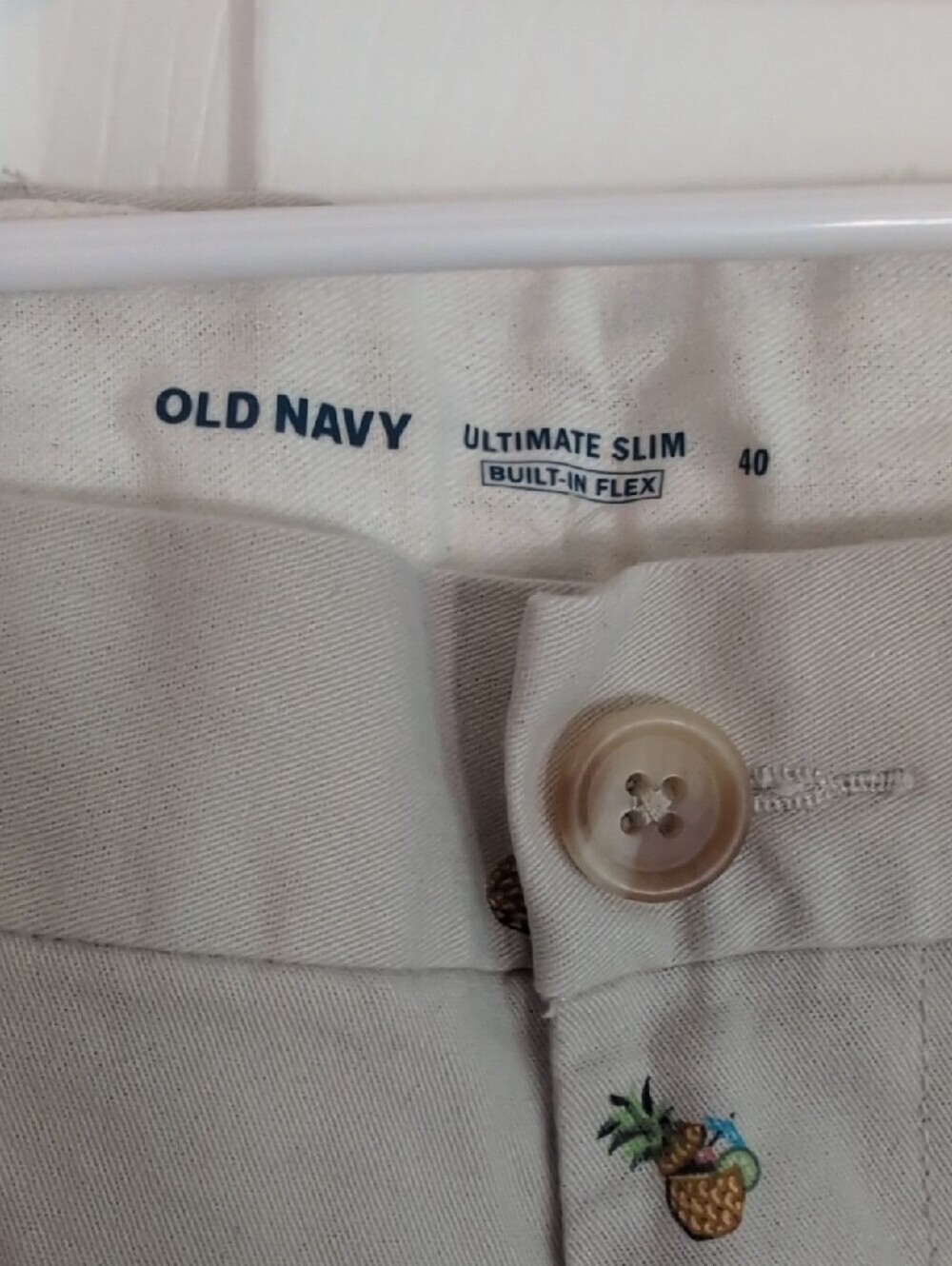 Old Navy Men's Pineapple Print Khaki Shorts - Picture 2 of 7